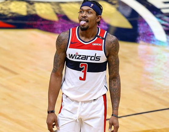 但全場更多 但全場更多