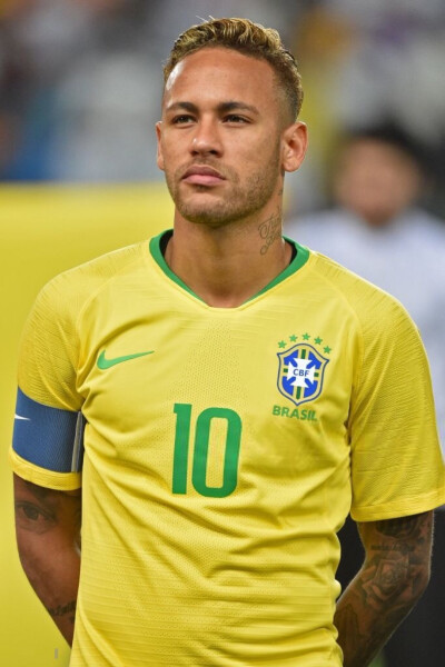 开帷幕之际 开帷幕之际