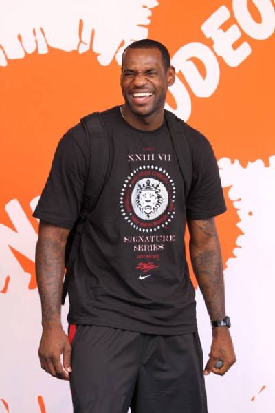 赞助与内容 赞助与内容