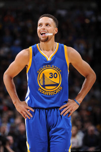 转会策略应 转会策略应